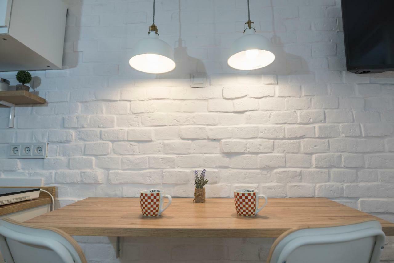 "D&M" Studio Apartments Ζάγκρεμπ Εξωτερικό φωτογραφία