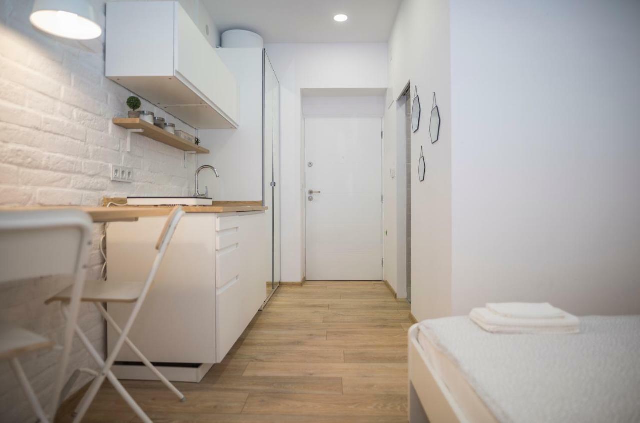"D&M" Studio Apartments Ζάγκρεμπ Εξωτερικό φωτογραφία